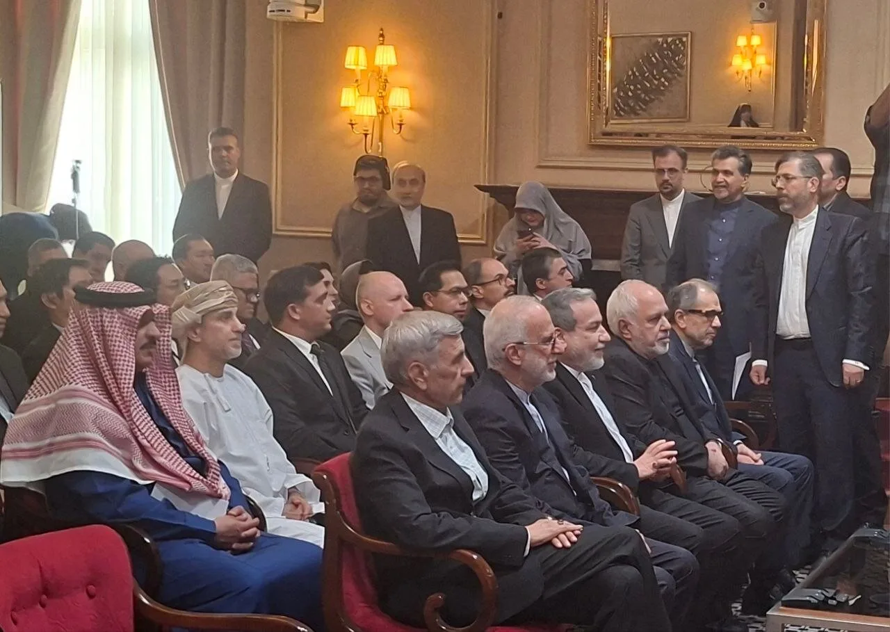 گشایش مرکز اسناد و موزه شهید کمال خرازی با حضور عباس عراقچی