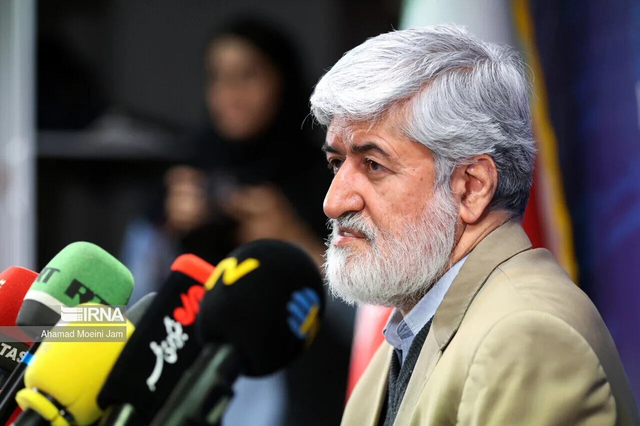علی مطهری: احتمال توافق آمریکا با ایران بیشتر از حمله نظامی است