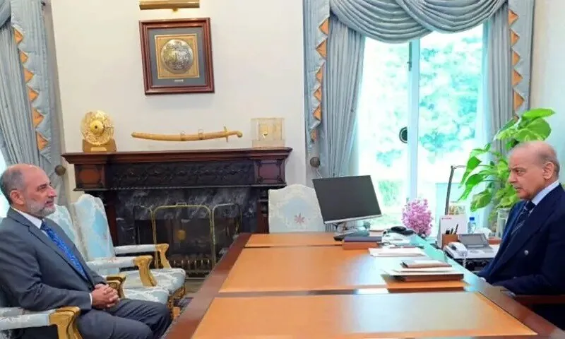 نخست‌وزیر پاکستان با دبیرکل ائتلاف مکه دیدار کرد