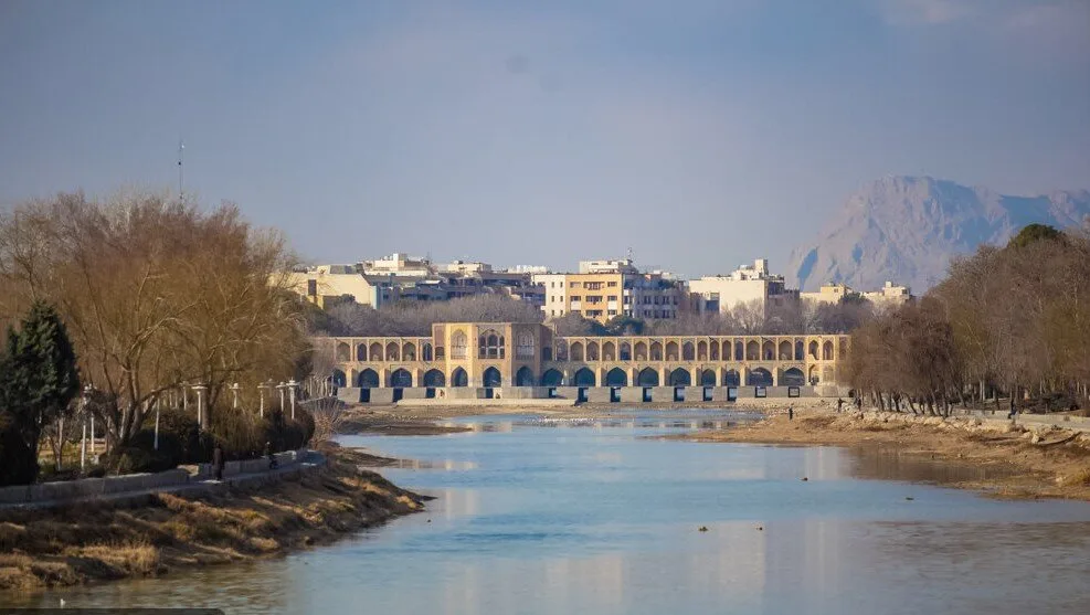 زایندهرود در آستانه خشک شدن؛ گاوخونی بیآب میماند