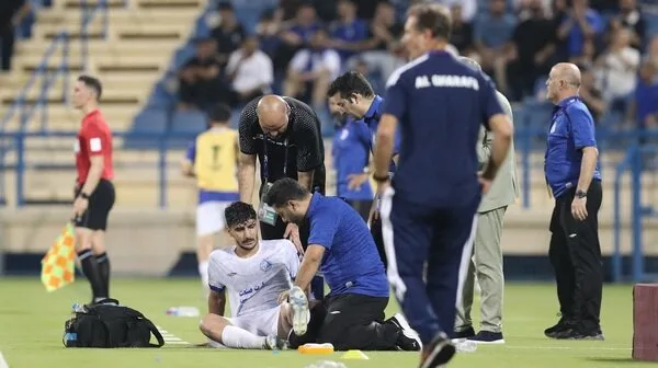 مدت دوری امیرمحمد رزاقی‌نیا از استقلال مشخص شد