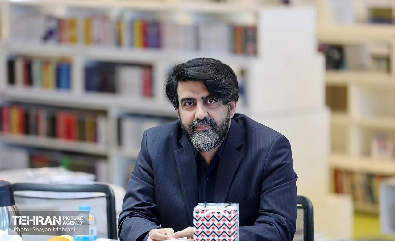 عبدالمطهر محمدخانی: فروشگاه شهروند و بازار ترهبار نباید سود کنند