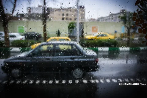 تداوم بارش‌های رعد و برق در آذربایجان و تهران گرم‌تر می‌شود