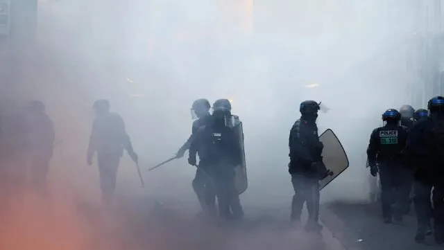 تشکیل ۸۳ پرونده درباره تخلفات پلیس در اعتراضات فرانسه