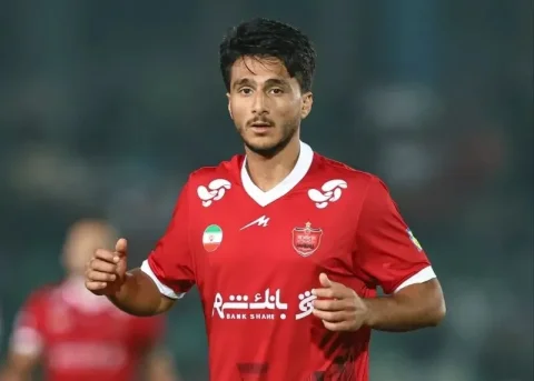 محمدحسین صادقی از پرسپولیس جدا می‌شود تا فرصت بازی پیدا کند