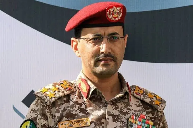 یحیی سریع: کارکنان تأسیسات نفتی عربستان و شرکتهای هواپیمایی هدف نظامی یمن هستند