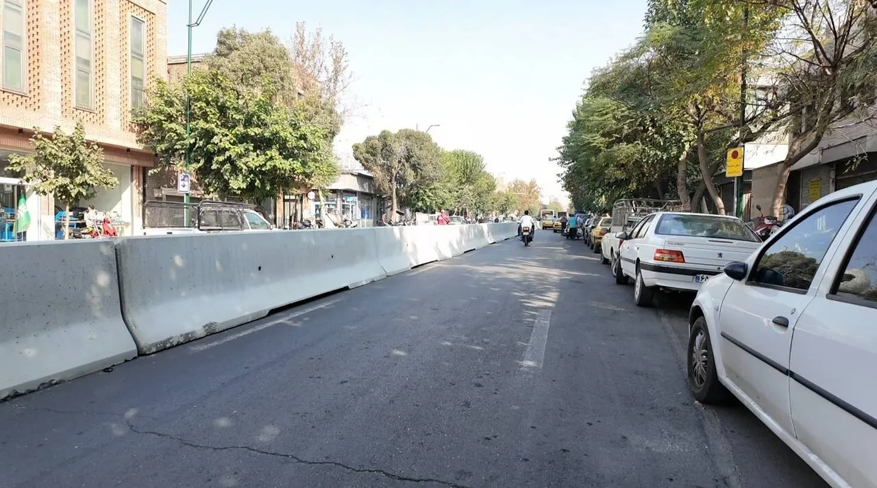 محمد آیینی از ساماندهی ترافیک خیابان خیام خبر داد