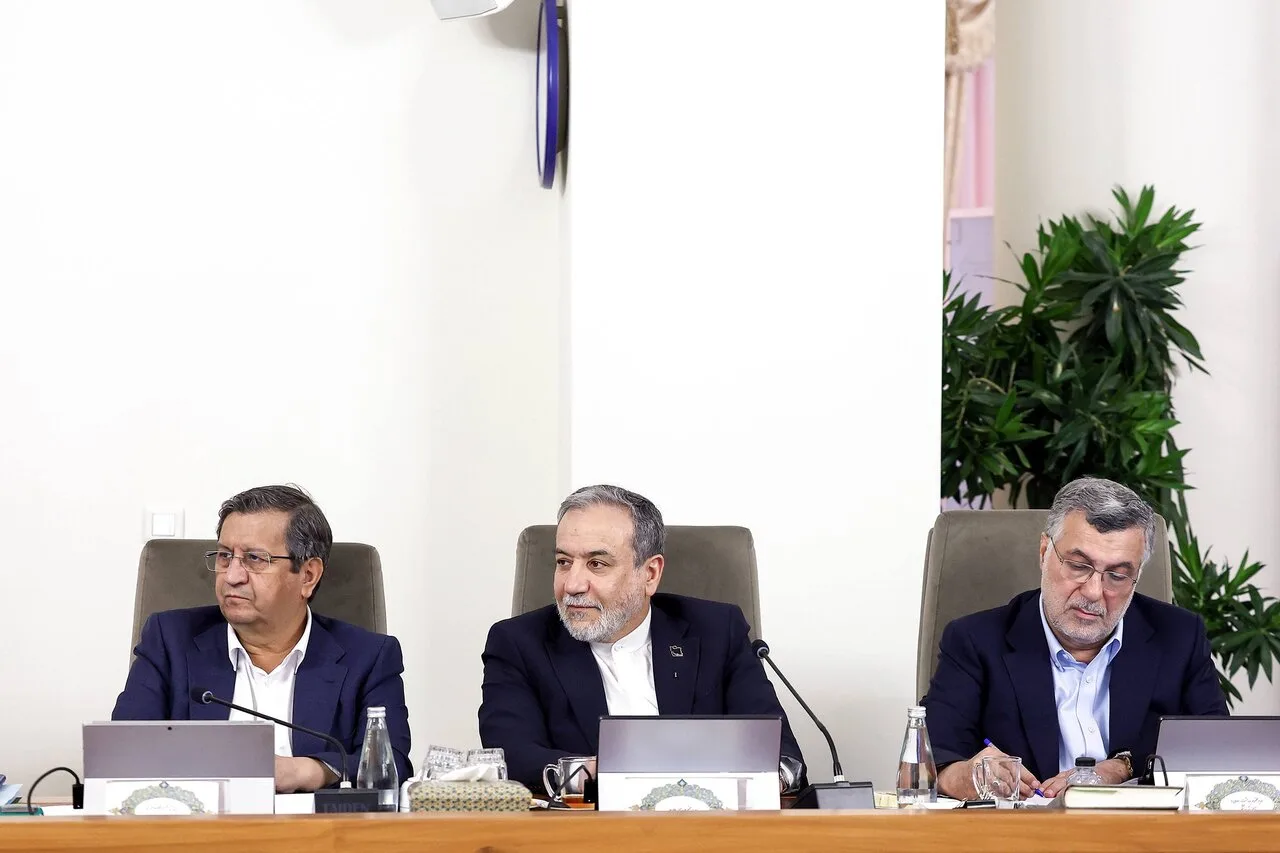 گزارش وزیر امور خارجه از مذاکرات اخیر به هیات دولت