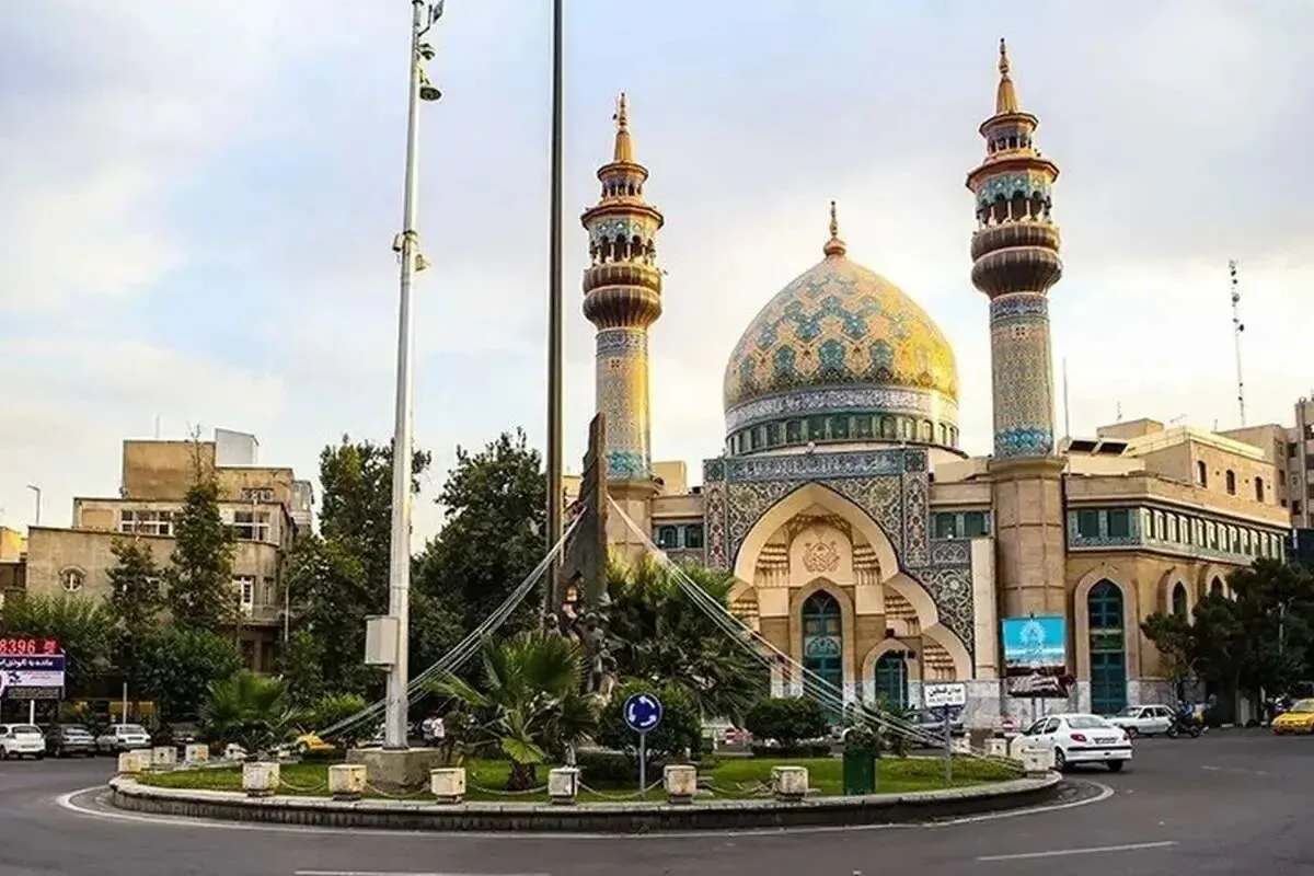 رونمایی از سردیس شهید حاج رمضان در میدان فلسطین تهران