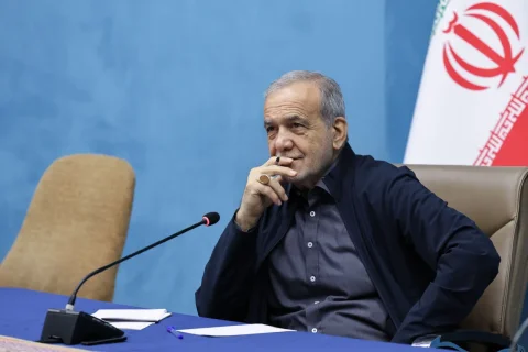 پزشکیان: قول می‌دهم مسیر بهبود معیشت مردم هموار شود