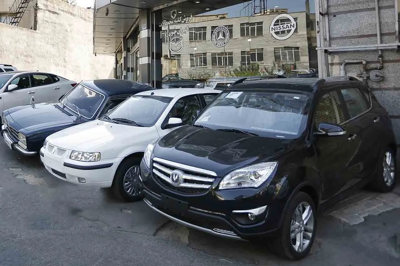 رشد قیمت خودروهای مونتاژی؛ پژو ۲۰۷ و سورن در صدر افزایشها