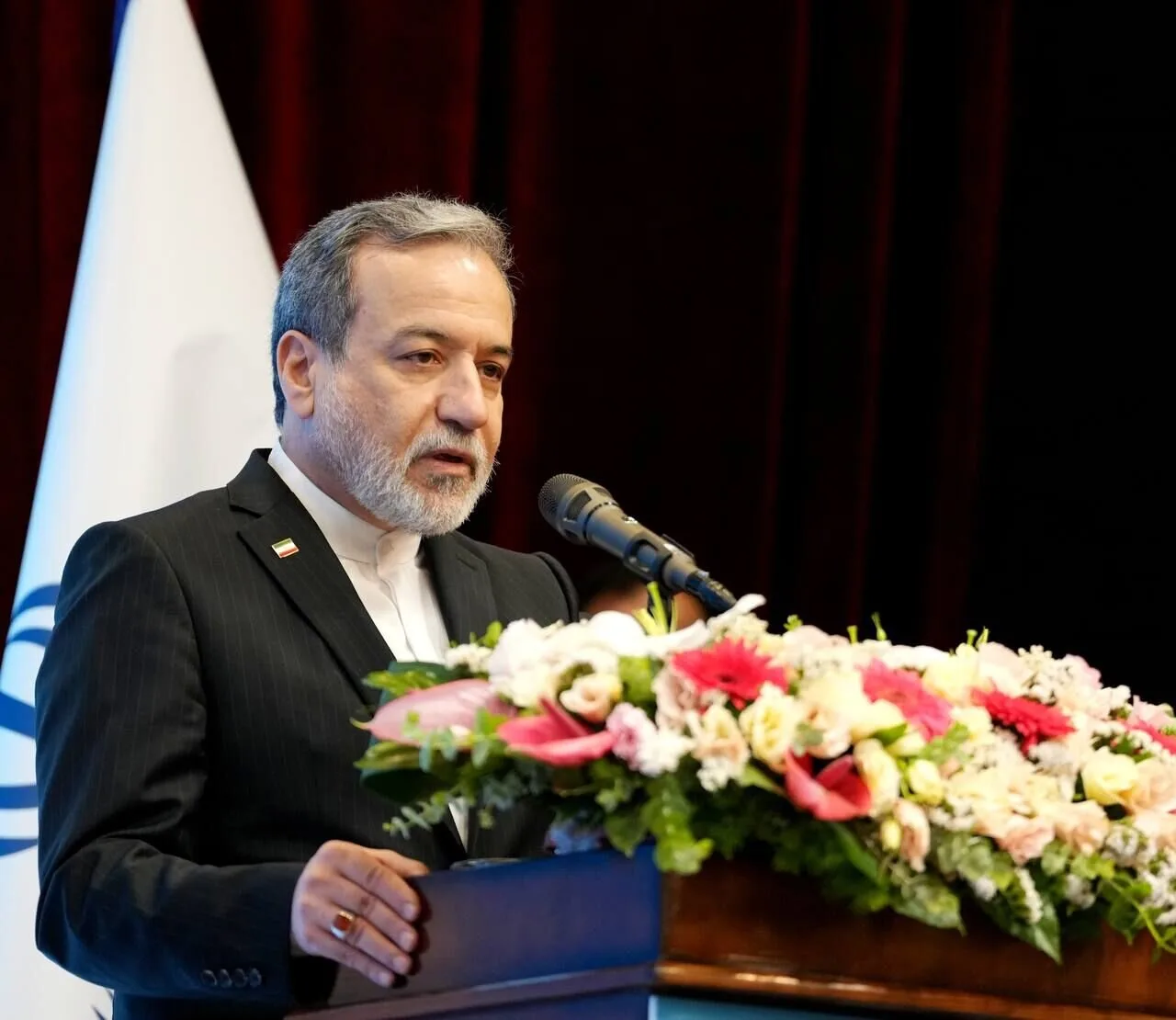 سید عباس عراقچی بر لزوم پاسخگویی متجاوزان به تخریب محیط زیست تأکید کرد