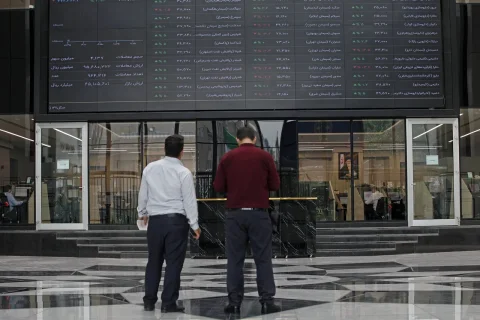 صعود آرام بورس تهران با افزایش ۶ هزار و ۸۳۰ واحدی شاخص کل