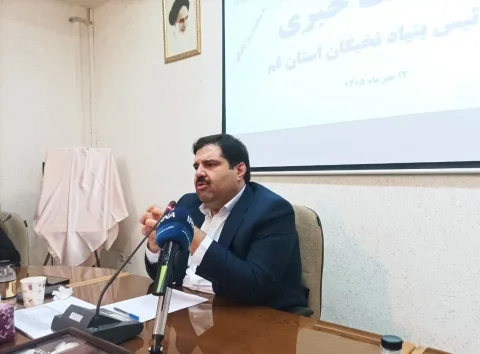رئیس بنیاد نخبگان قم بر اهمیت نخبه‌پروری از دوران دانش‌آموزی تأکید کرد