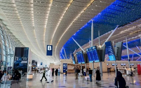 عربستان به حمله به فرودگاه‌های جازان و نجران اعتراف کرد