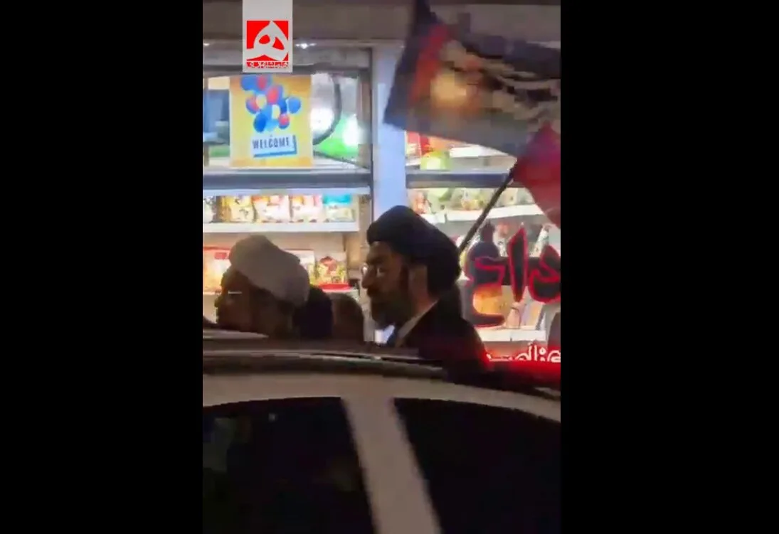 حضور آیت‌الله مجتبی خامنه‌ای در تجمع شبانه مشهد و حاشیه‌های آن