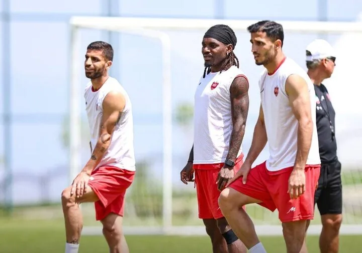 بیفوما، ستاره پرسپولیس که به دنبال رونالدو آمد