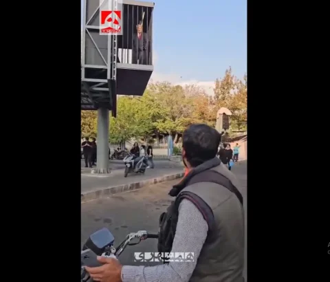 پیک موتوری در تجریش با ترامپ گفتگو کرد