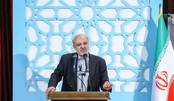 رئیس کمیسیون آموزش مجلس: ایران در جذب ۳۲۰ هزار دانشجوی خارجی پیشرفت کرده است