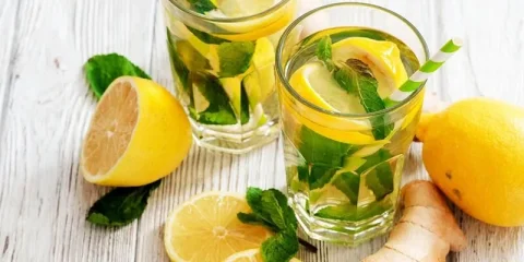 نوشیدن آب صبحگاهی و تأثیر آن بر سلامتی افراد