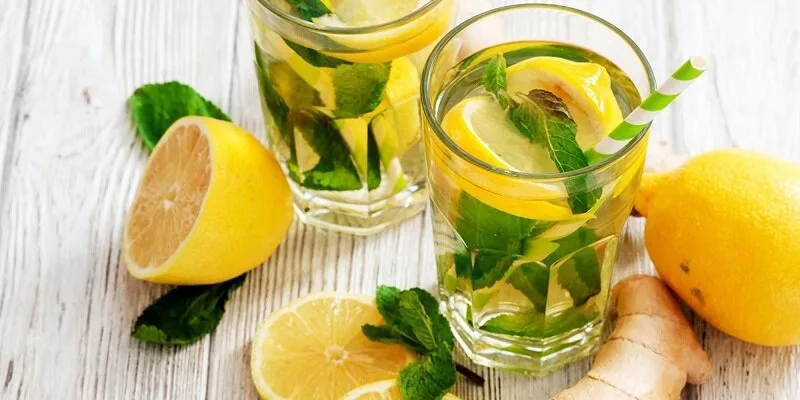 نوشیدن آب صبحگاهی و تأثیر آن بر سلامتی افراد