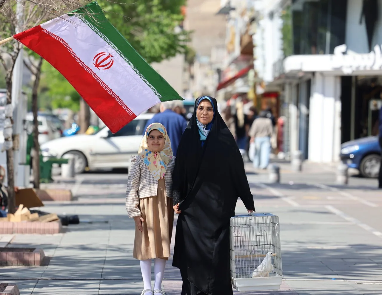 جنگ از نگاه کودک تهرانی در فیلم «پرواز»