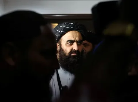 وزیر خارجه طالبان: مشکلات افغانستان و پاکستان از طریق دیپلماسی قابل حل است