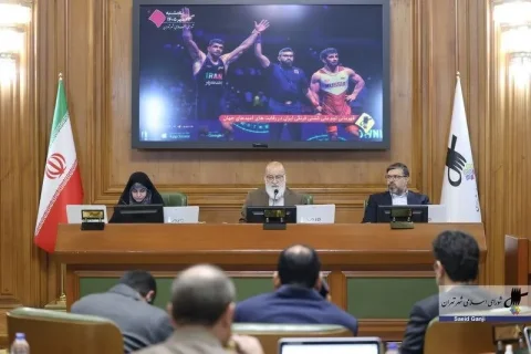 رانندگان تاکسی تهران در سایه گرانی و کمبود خودرو گرفتار شده‌اند