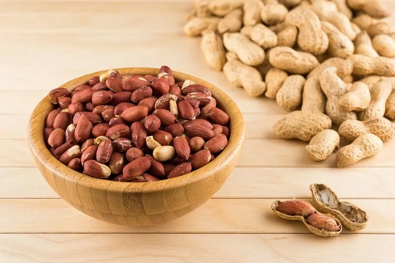بادام‌زمینی و تأثیر آن بر عملکرد مغز سالمندان