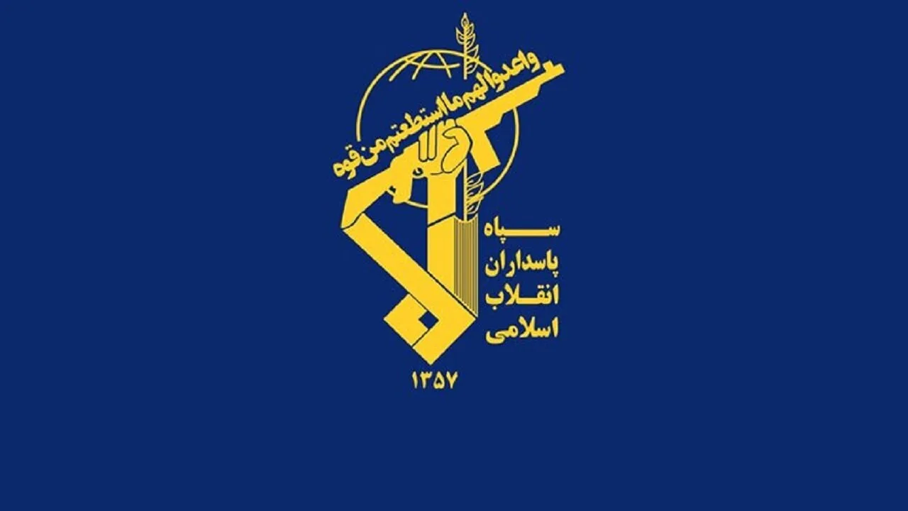 انهدام ۴ کشتی متخلف در خلیج فارس و آتش‌سوزی ۳ کشتی دیگر