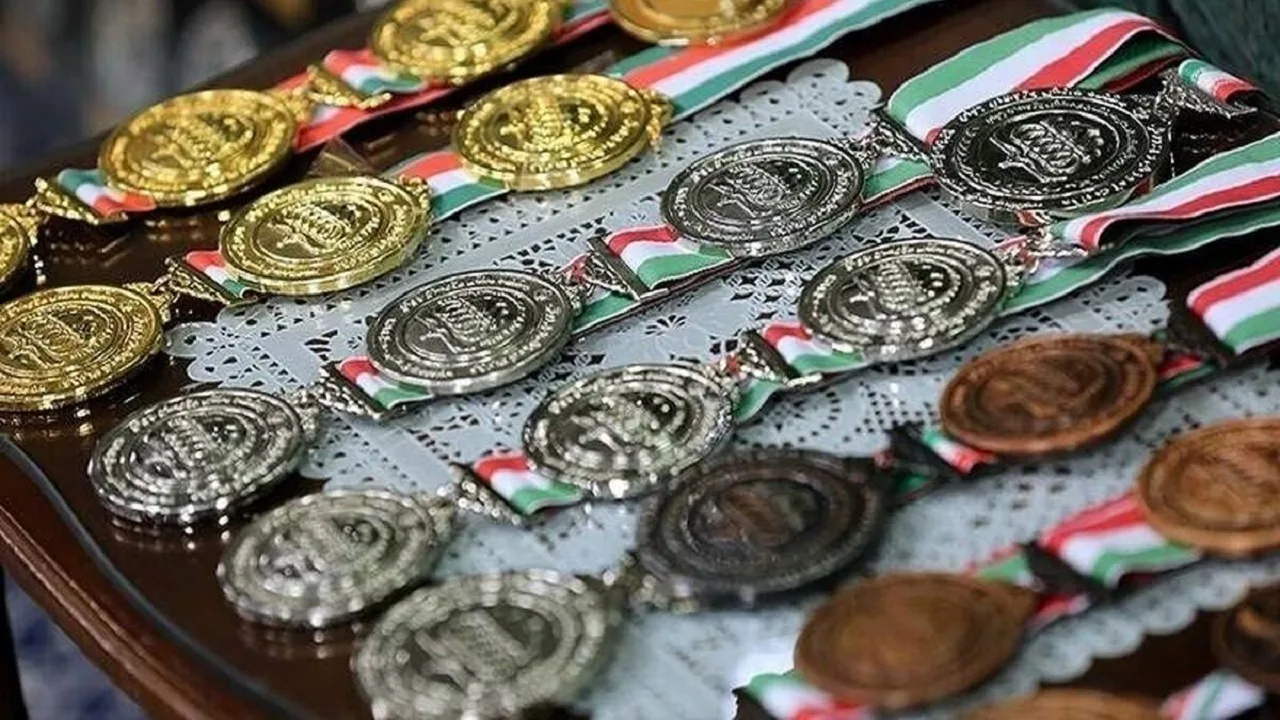 تیم ملی المپیاد نجوم ایران برای سومین سال پیاپی قهرمان جهان شد