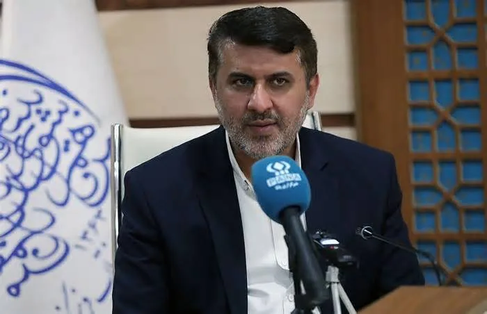 جذب دانشجویان مستعد به حرفه معلمی بدون آزمون استخدامی