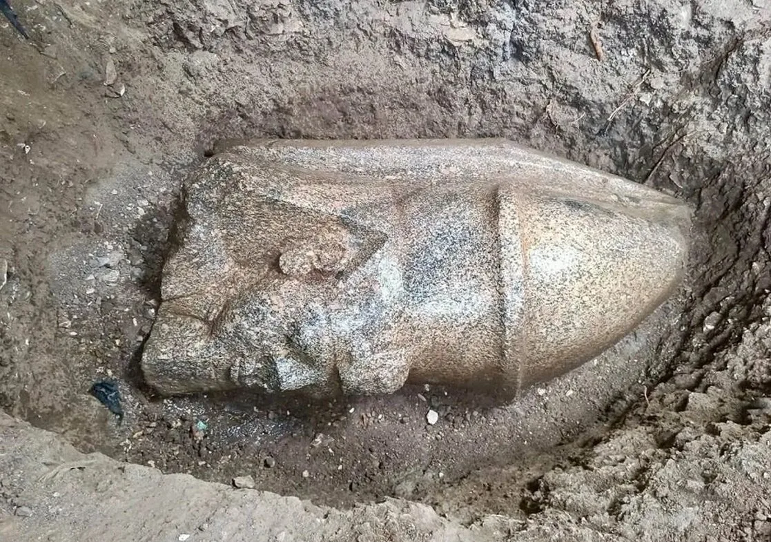 کشف مجسمه غول‌پیکر رامسس دوم در مصر باستان